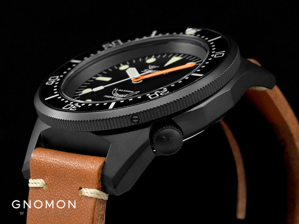 1521 PVD Leather
