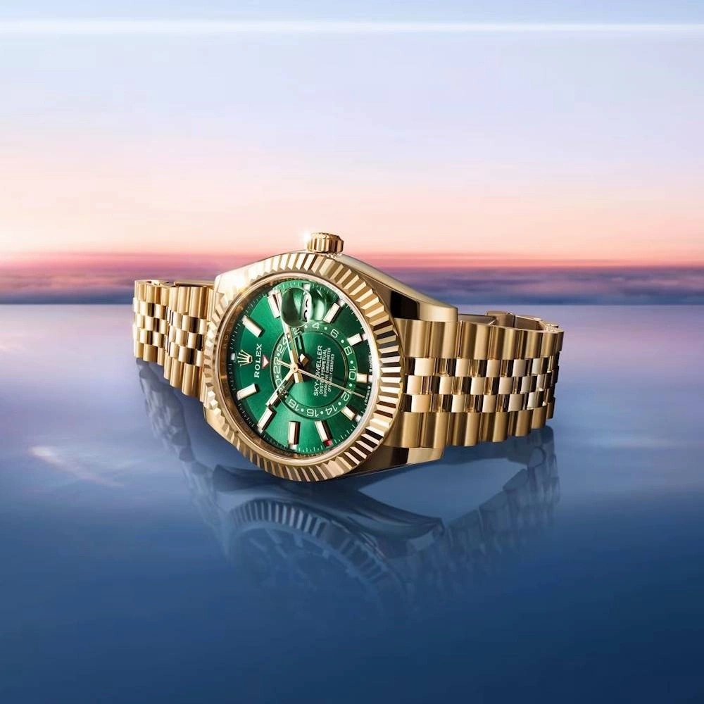 2025 Model Rolex Sky-Dweller 42 mm - Ref: 336938-0008 - Bright green Dial, 18k Yellow Gold Jubilee Bracelet Watch