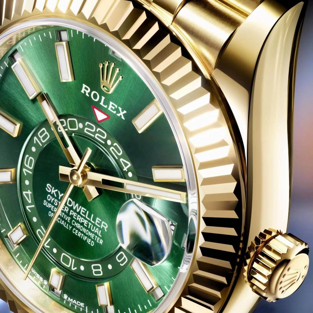 2025 Model Rolex Sky-Dweller 42 mm - Ref: 336938-0008 - Bright green Dial, 18k Yellow Gold Jubilee Bracelet Watch