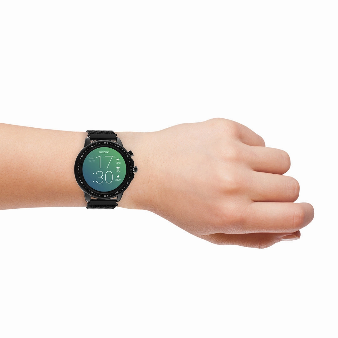 Black OOZOO smartwatch with black metal mesh bracelet - Q00309