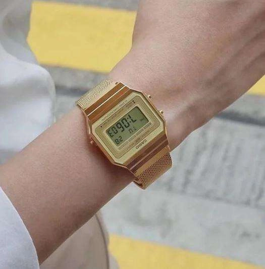 Casio A700WMG-9A Gold Stainless Mesh for Men and Women