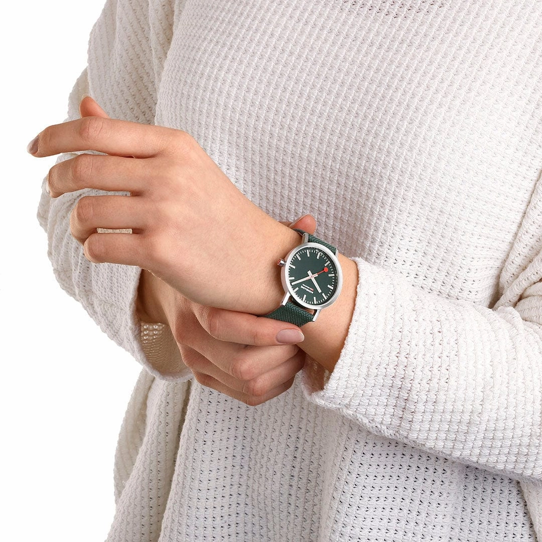 Classic, Brushed Steel, 36 mm, Forest Green Watch