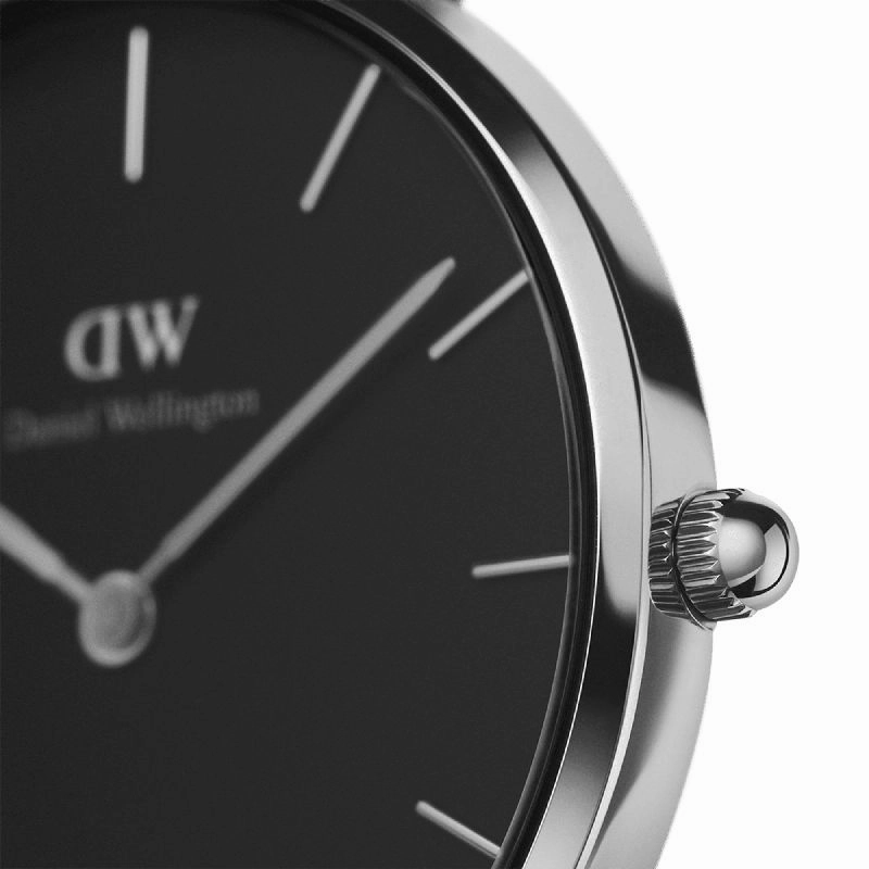 Daniel Wellington Petite Sterling Silver 28mm