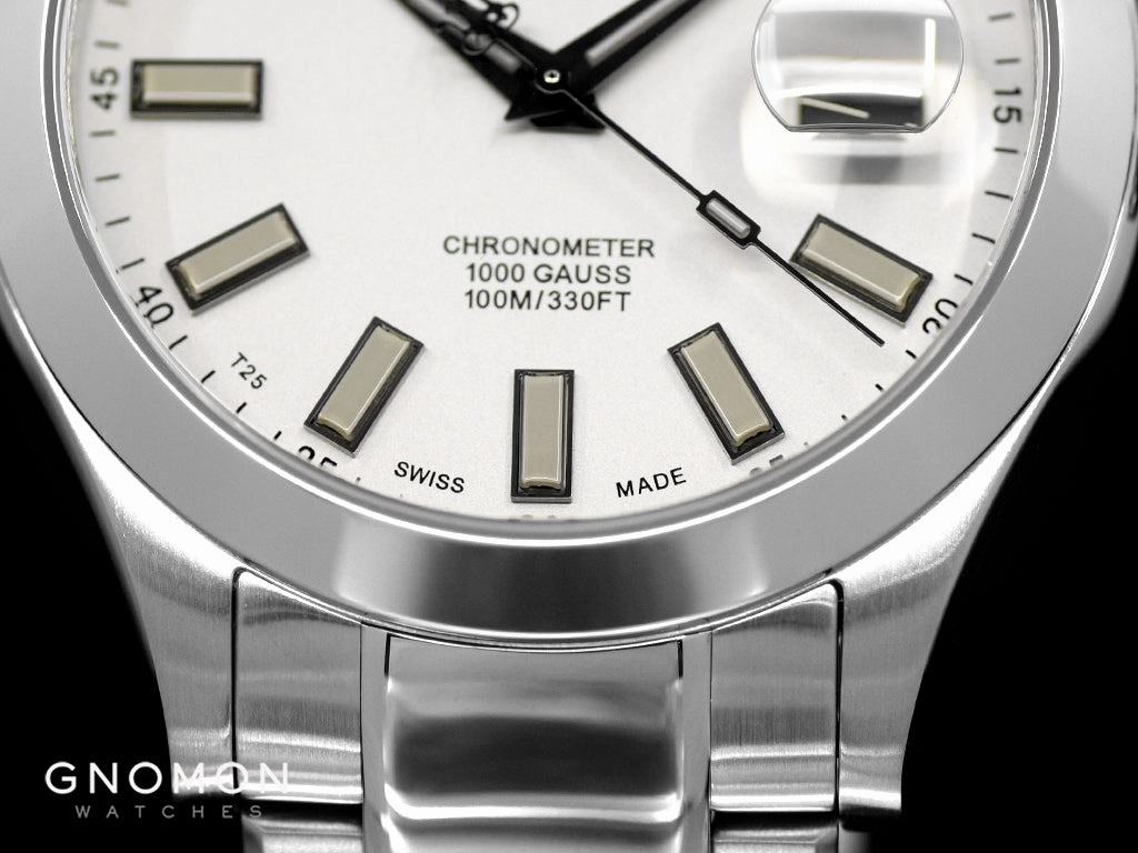 Engineer III Marvelight Chronometer White Ref. NM9026C-S6CJ-WH - 904L Steel
