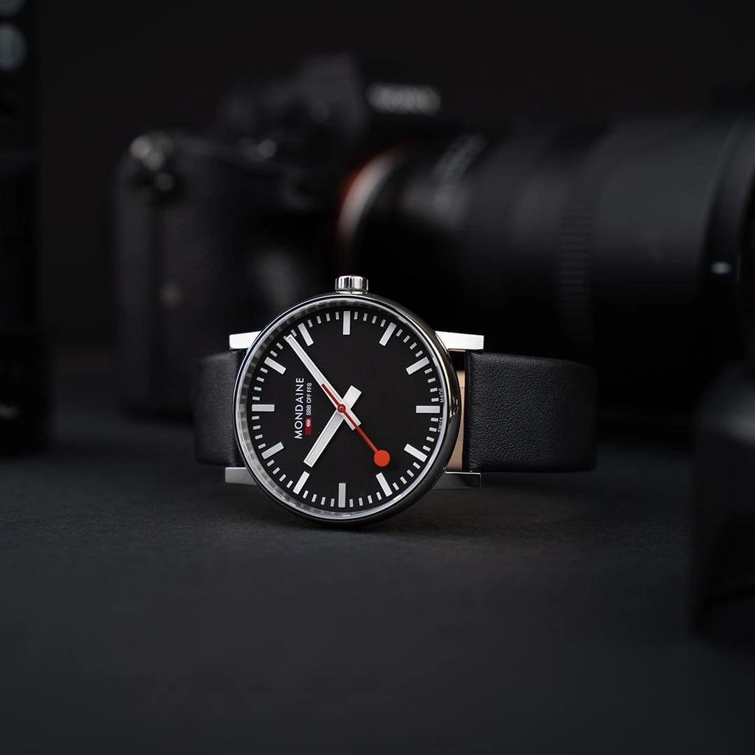 Evo2, Polished Steel, 43 mm, Black Vegan Leather