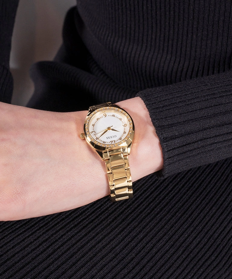 Guess Charlotte Crystal Gold-Tone Analog Watch GW0767L2