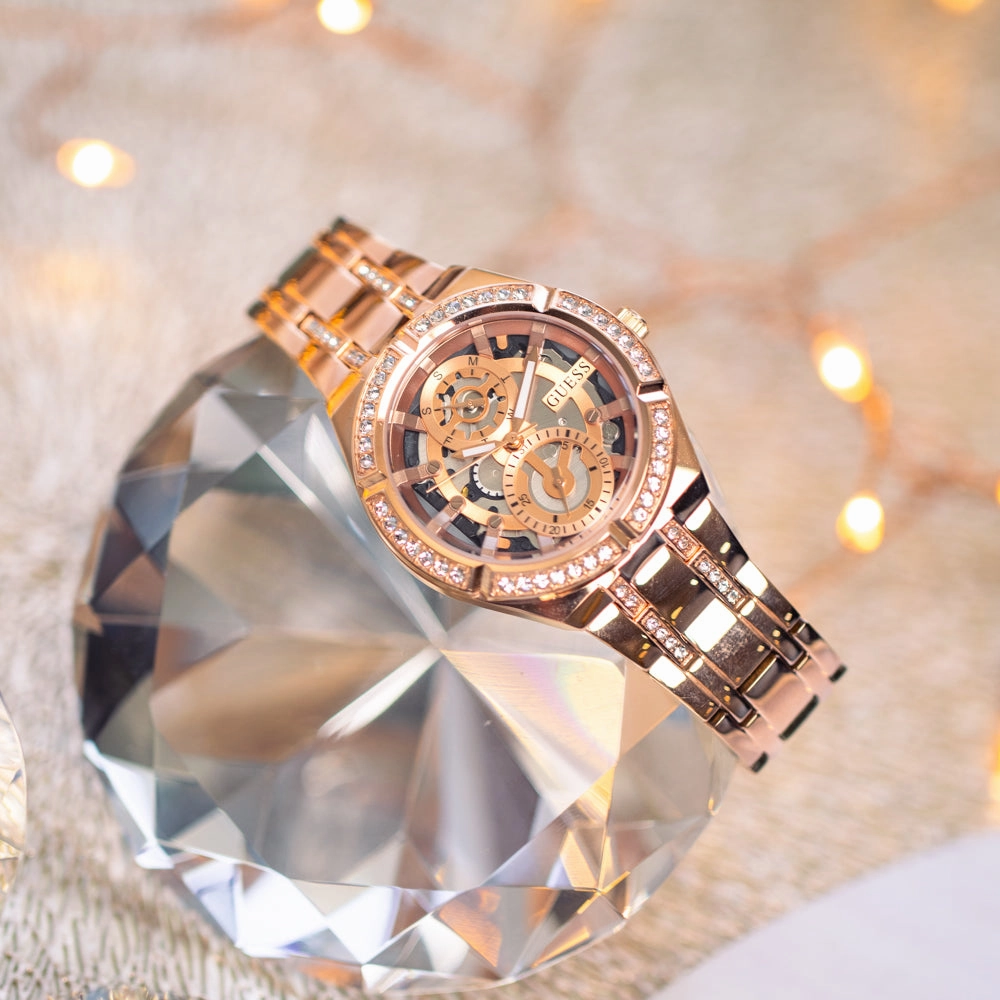 Guess GW0604L3 Allara Multi-Function