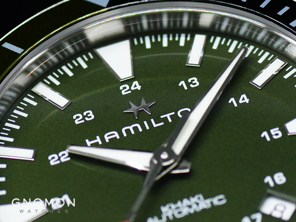 Khaki Navy Scuba Auto 40 Green - Bracelet Ref. H82375161