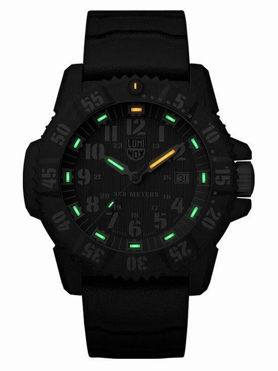 Luminox MASTER CARBON SEAL 3801 Series Mens Black Rubber Watch XS.3801.L