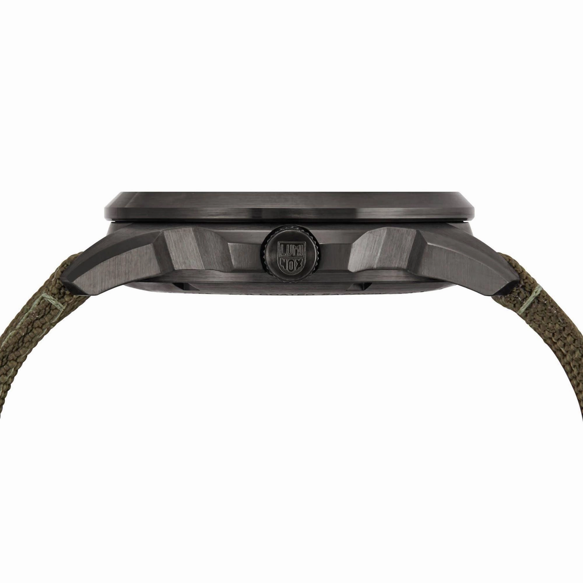 Luminox Men's Watch - Atacama Field Urban Adventure Green Dial | XL.1767