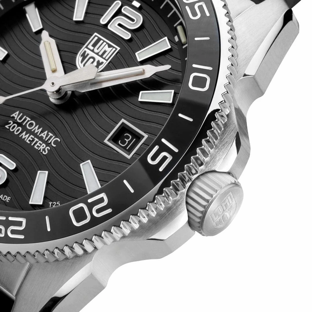 Luminox Pacific Diver 42mm 3100 Series Watch