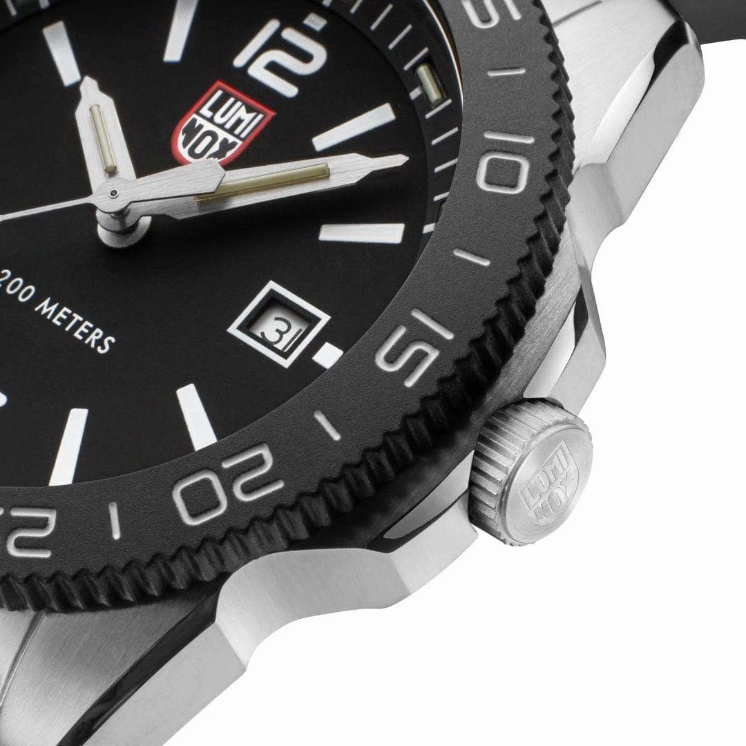 Luminox Pacific Diver Black Dial Rubber Strap Watch XS.3121.1