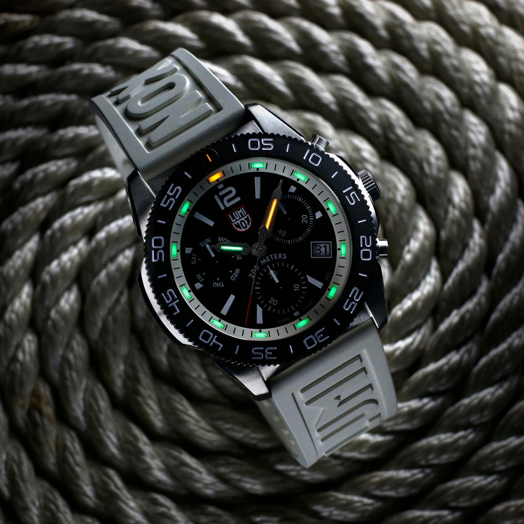 Luminox Sea Pacific Diver Chronograph 3140 Black White Watch