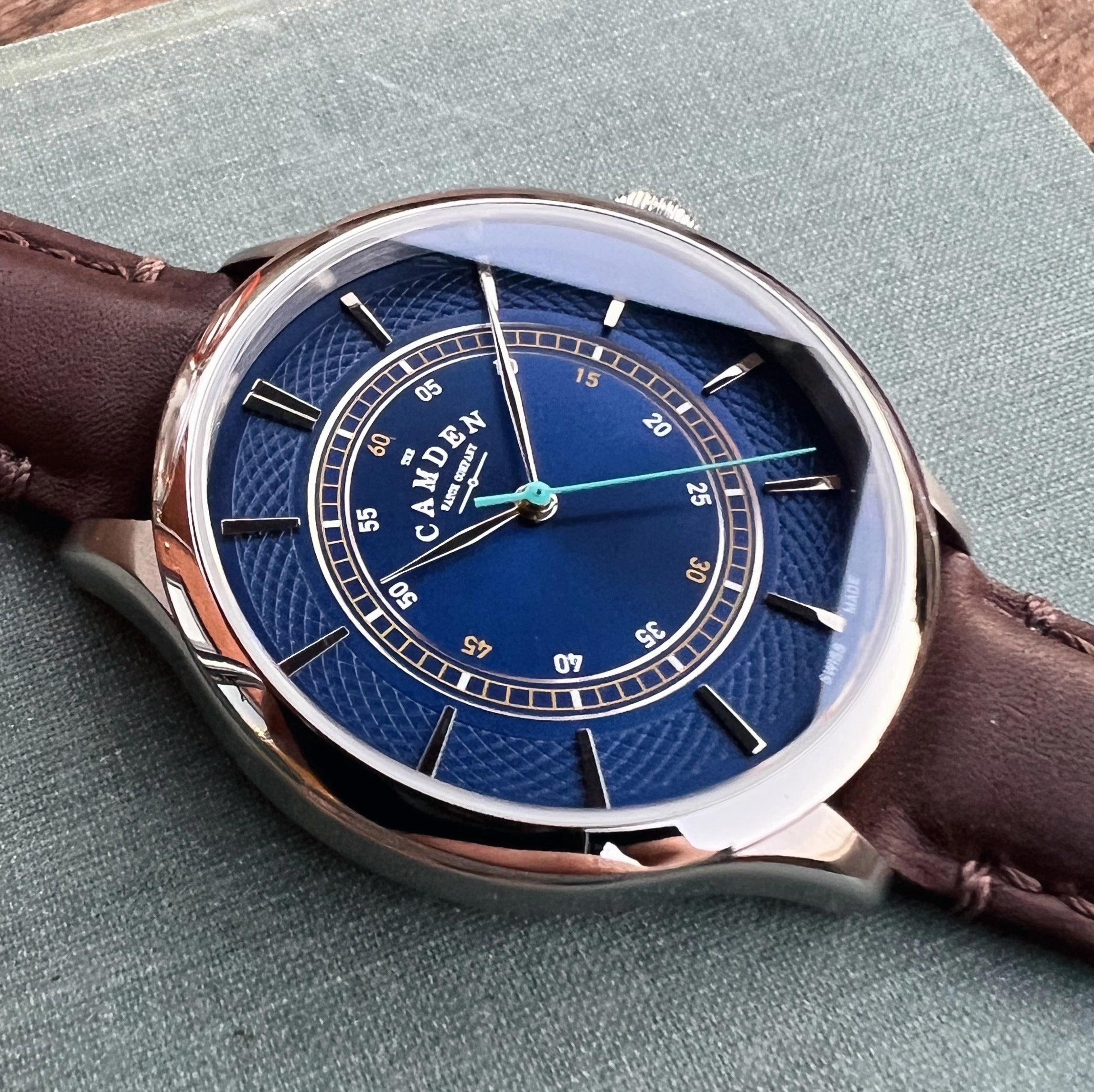 No.274 Steel, navy and tan