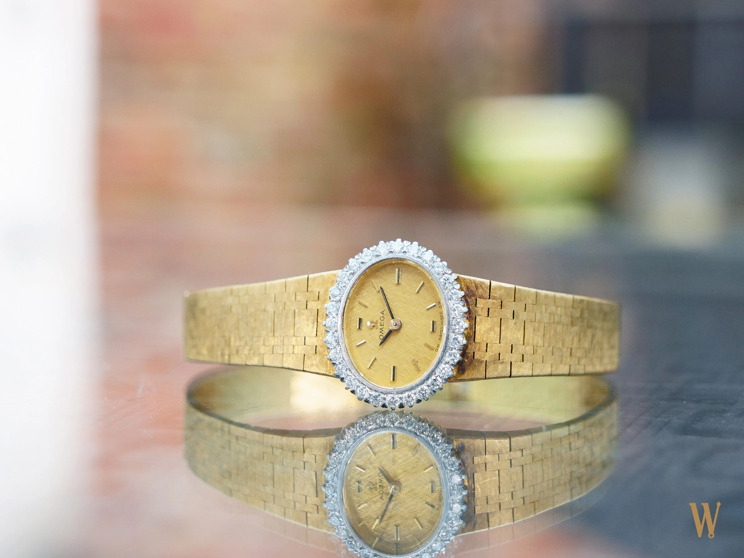 Omega 18ct Gold and Diamond Ladies Dress Watch NOS