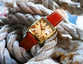 Omega 18ct Gold vintage dress watch