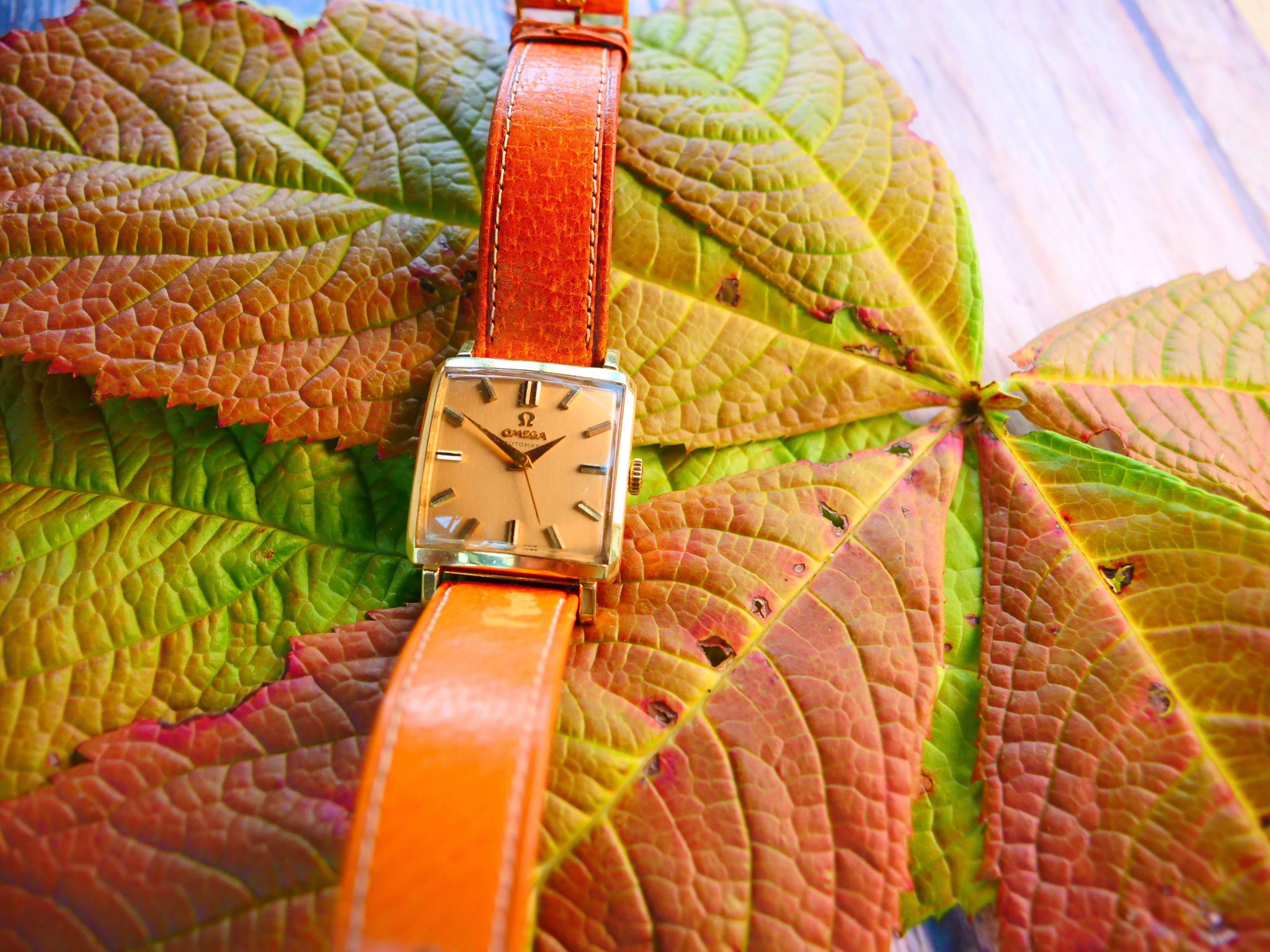 Omega 18ct Gold vintage dress watch