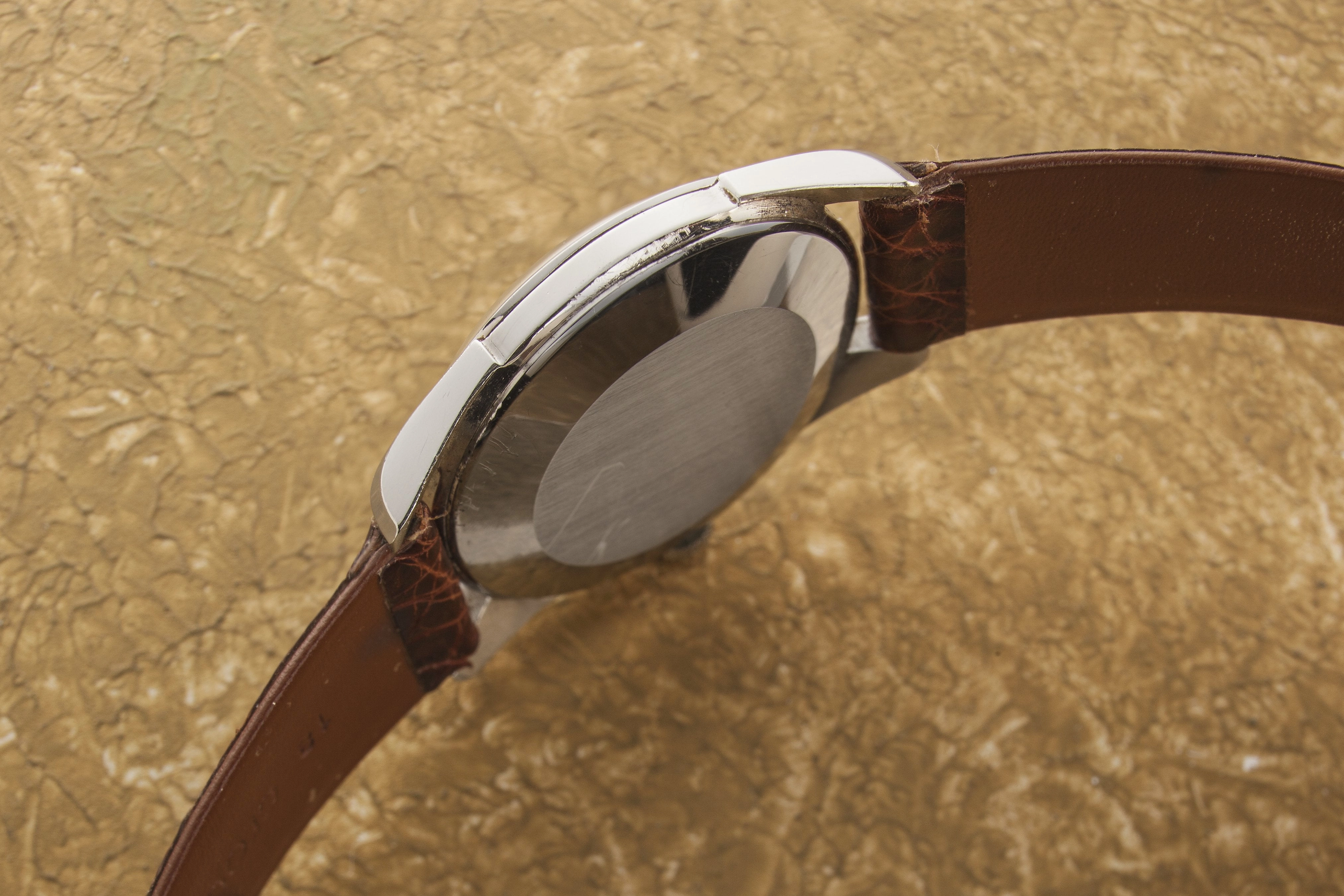 Omega  2910
