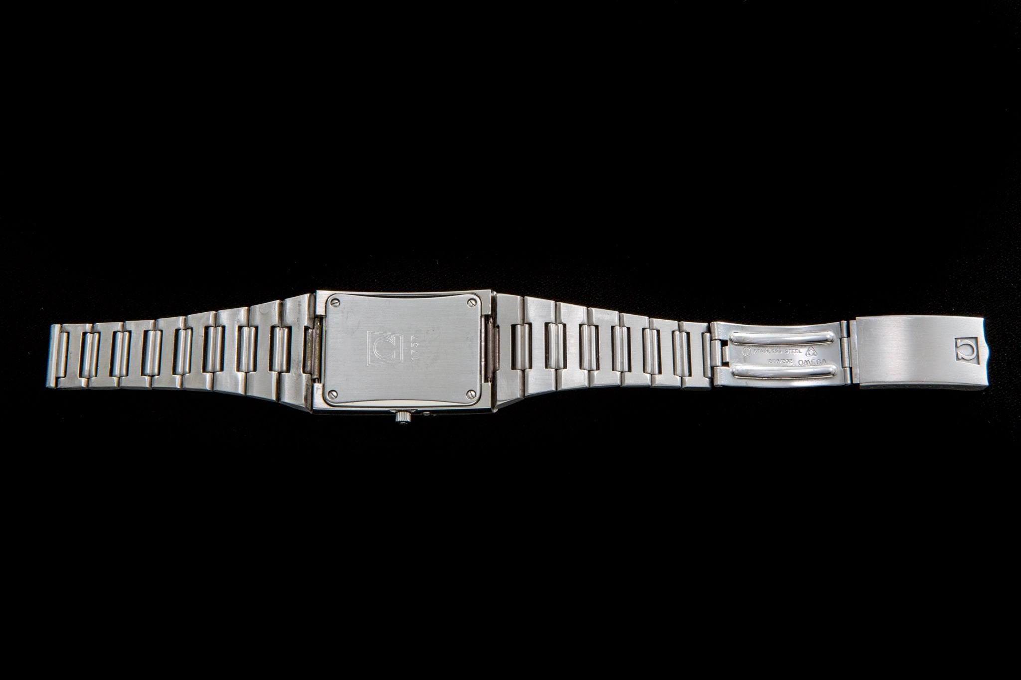 Omega 2.4 MHz Waffle dial