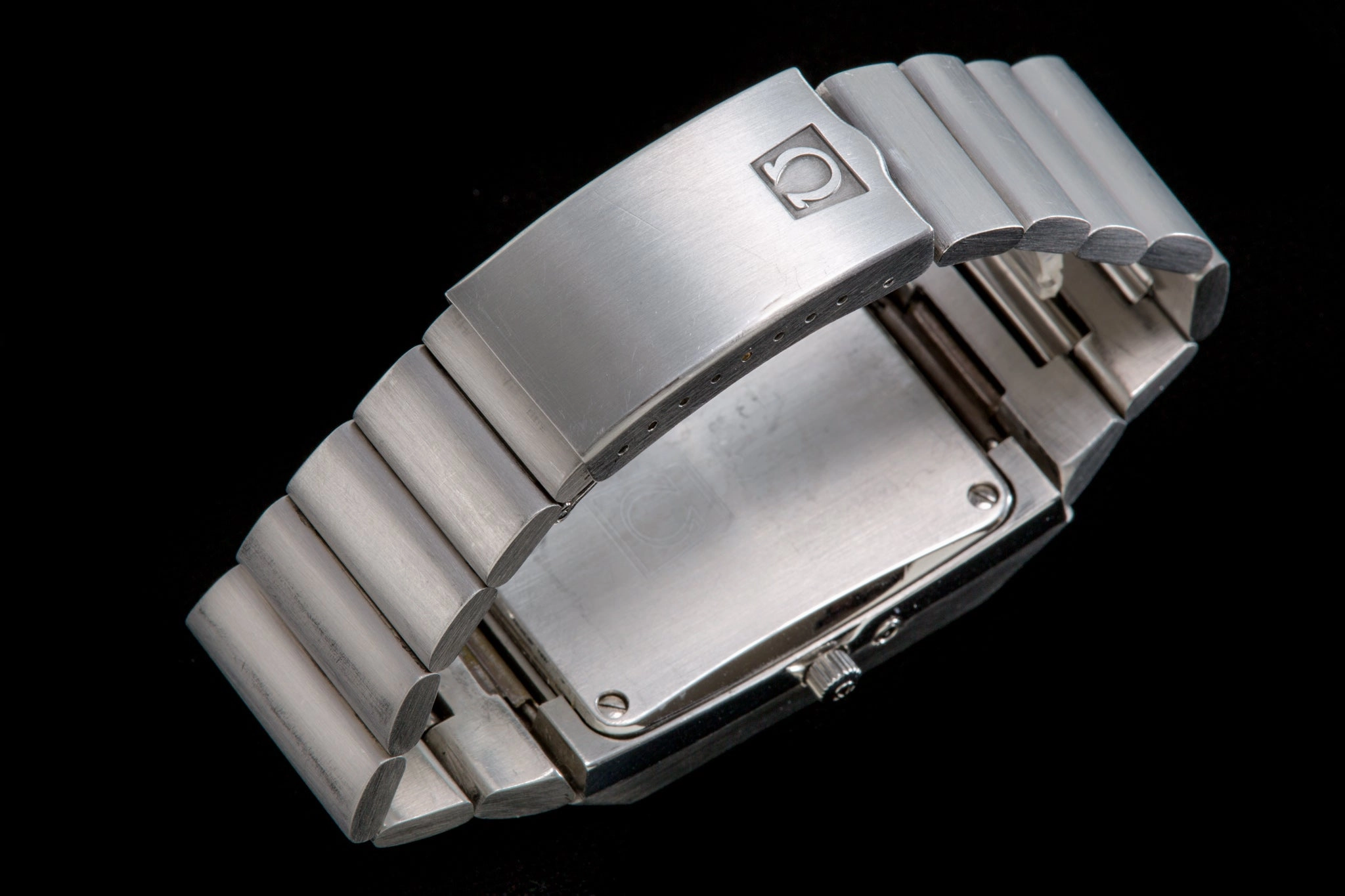 Omega 2.4 MHz Waffle dial