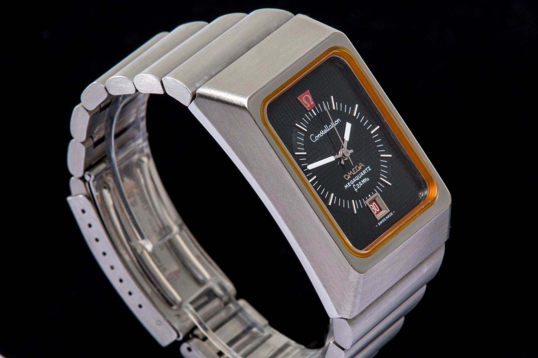 Omega 2.4 MHz Waffle dial
