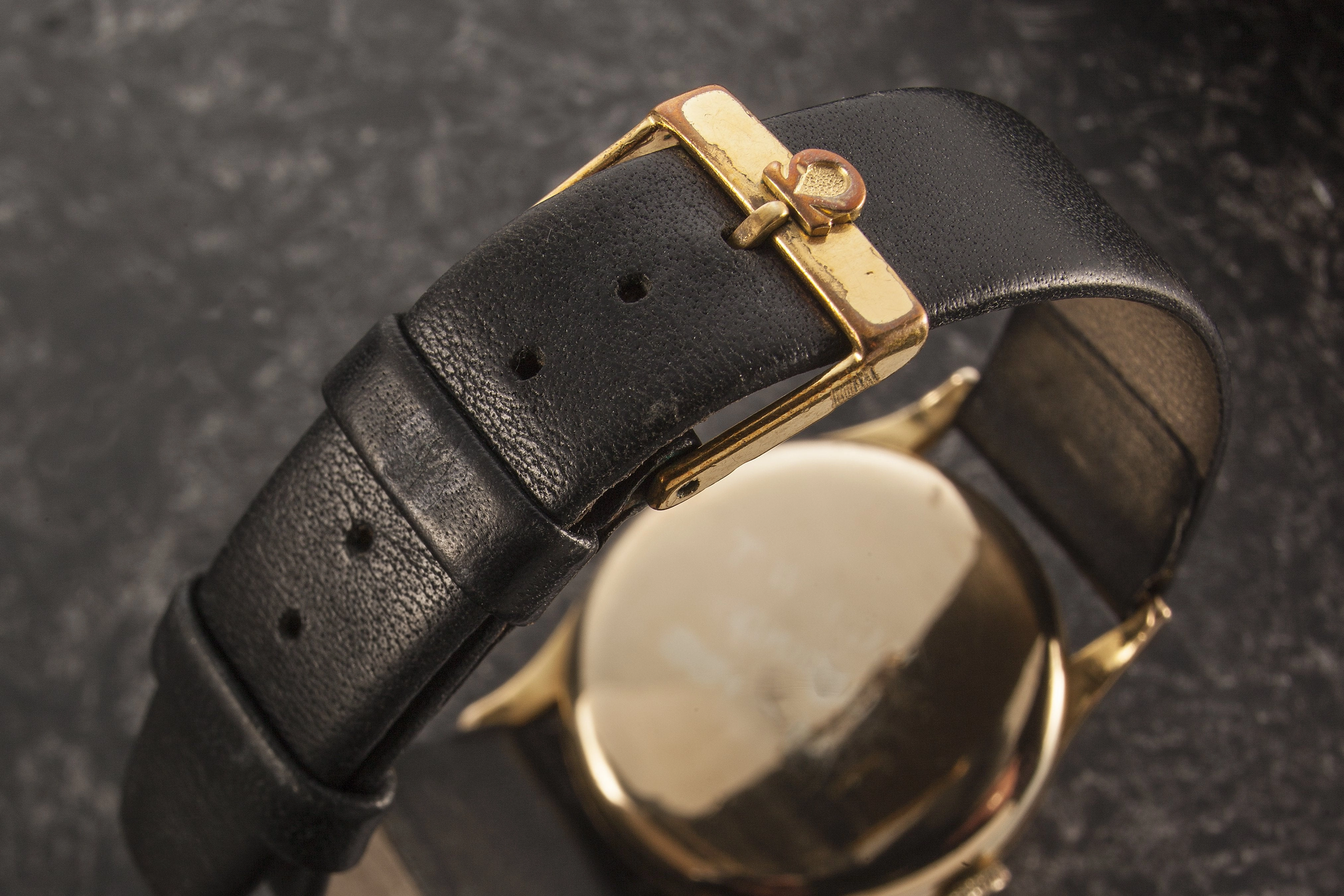 Omega 30 T2 9ct Gold SOLD