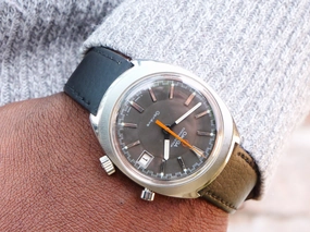 Omega chronostop date 146.009