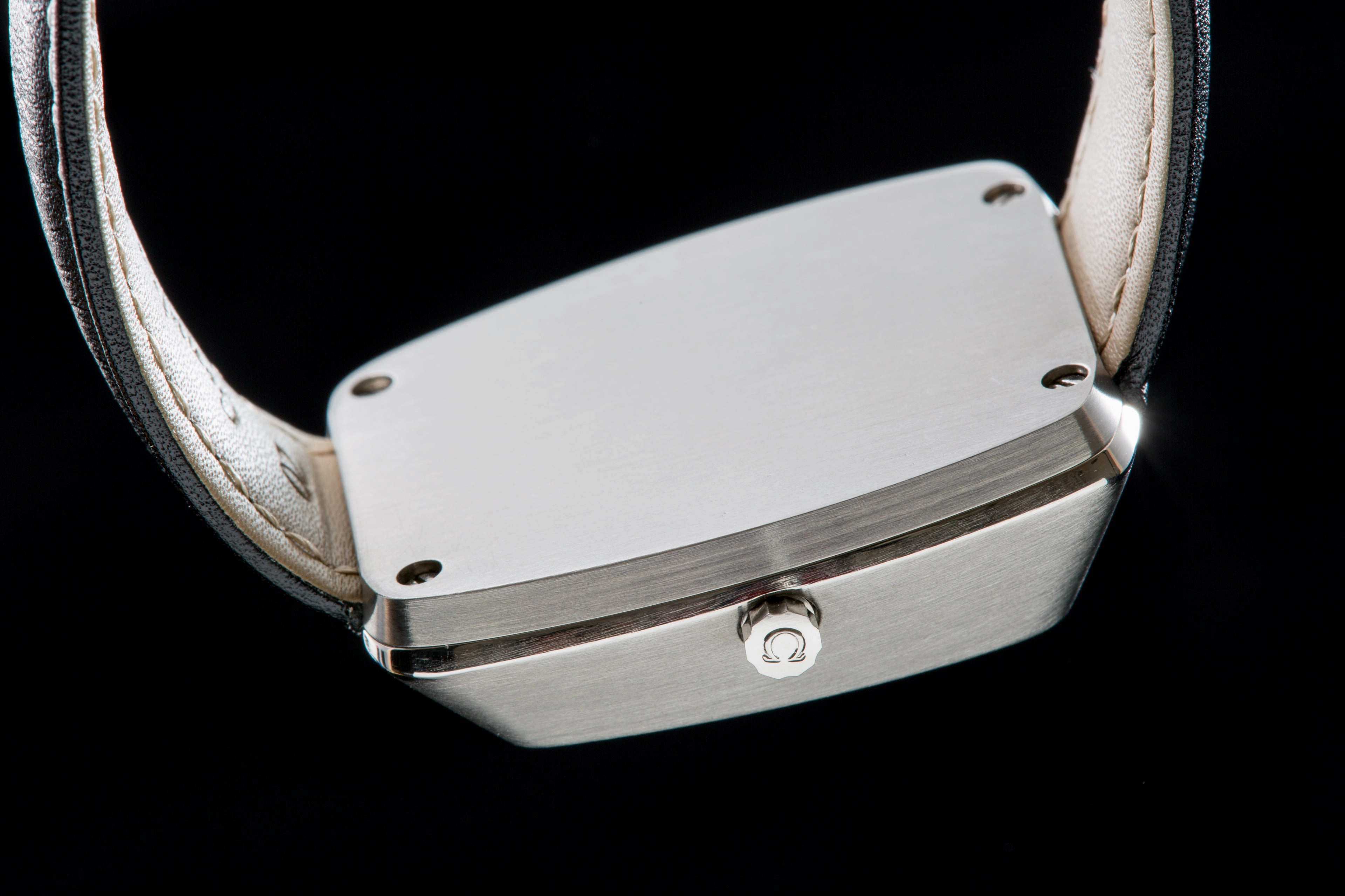 Omega Electroquartz Beta 21 Puprite
