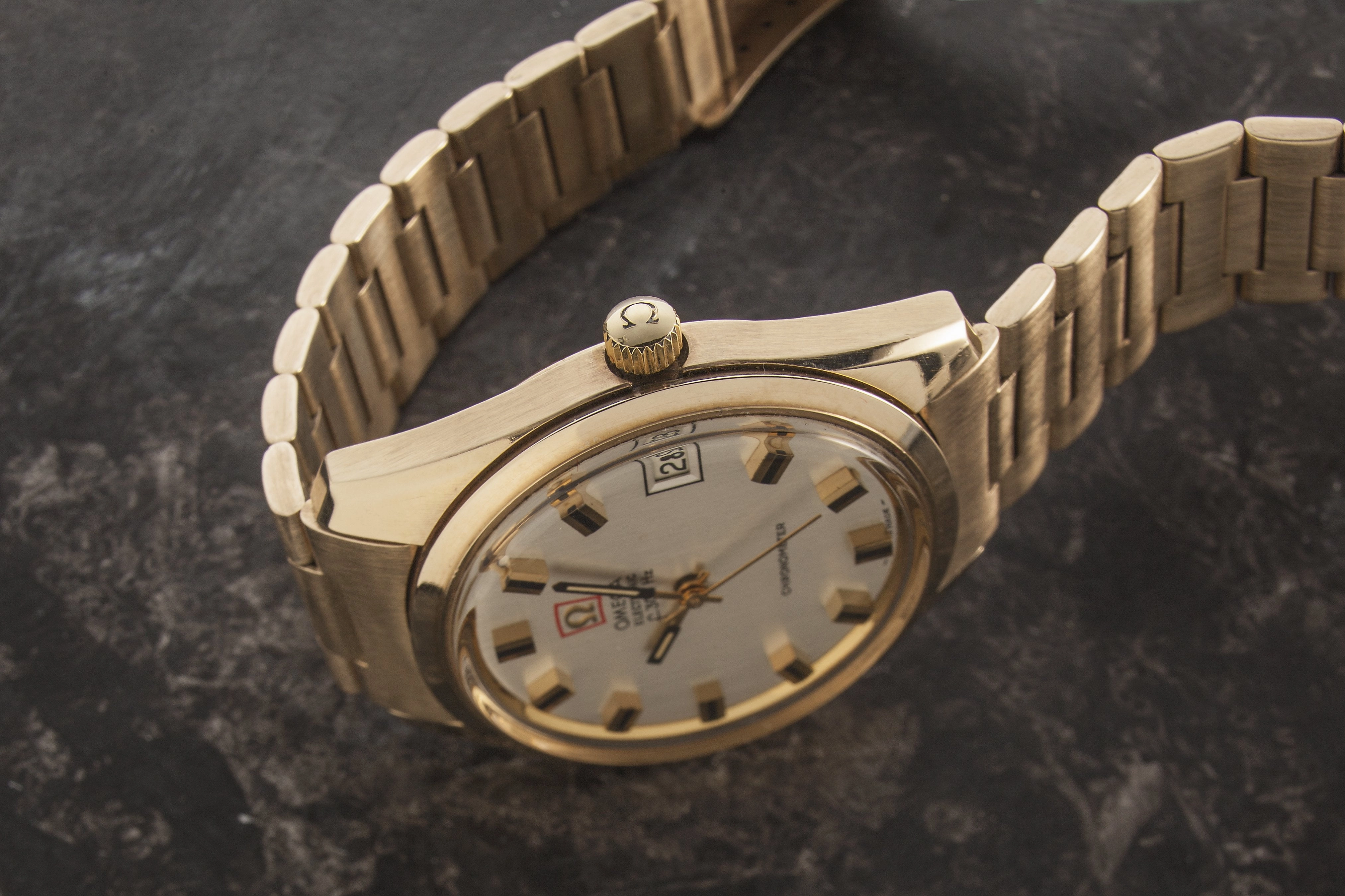 Omega F300 solid 9ct gold SOLD
