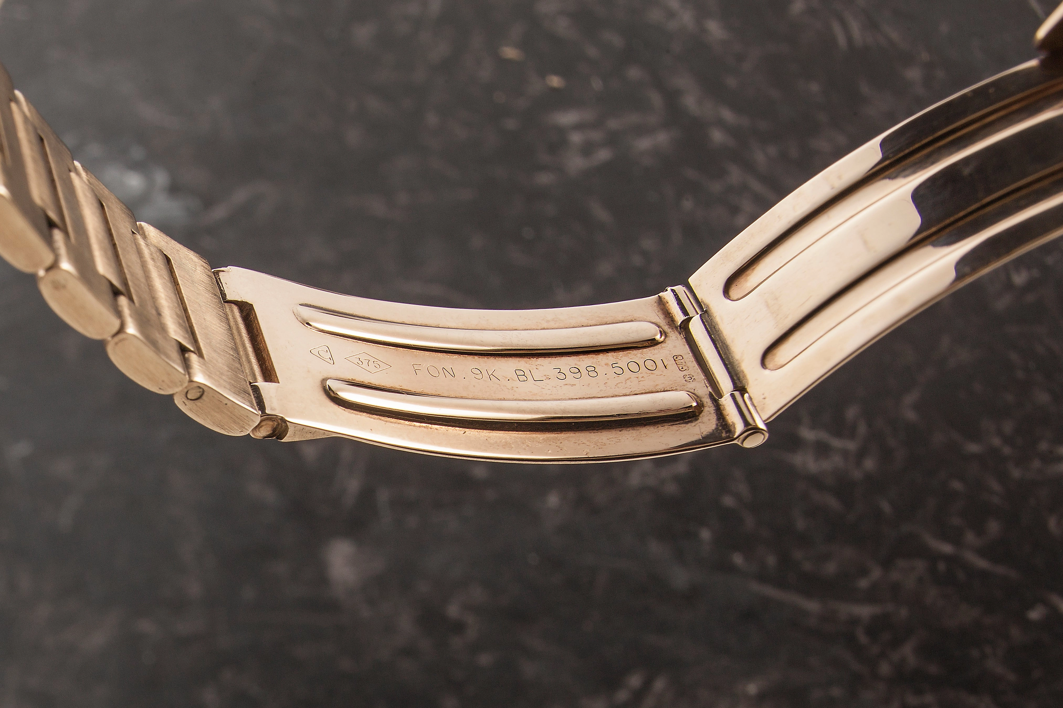 Omega F300 solid 9ct gold SOLD