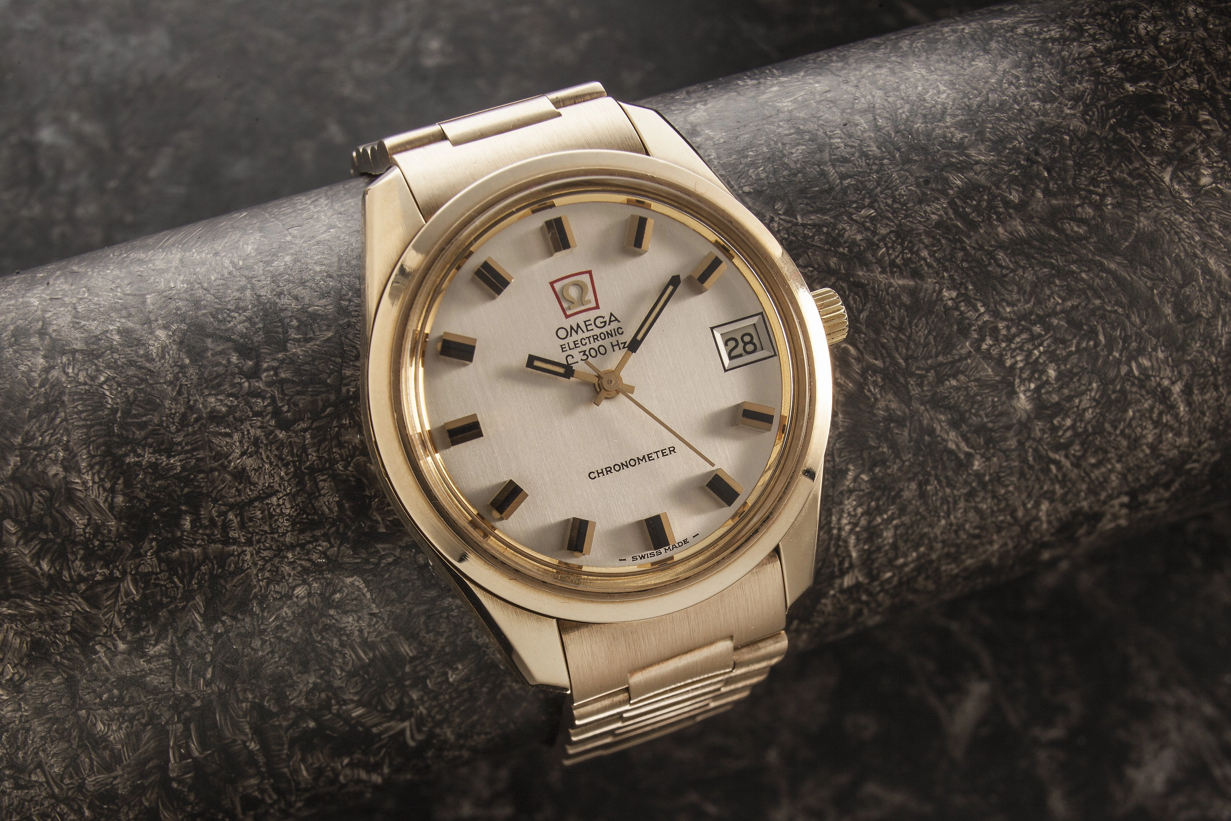 Omega F300 solid 9ct gold SOLD