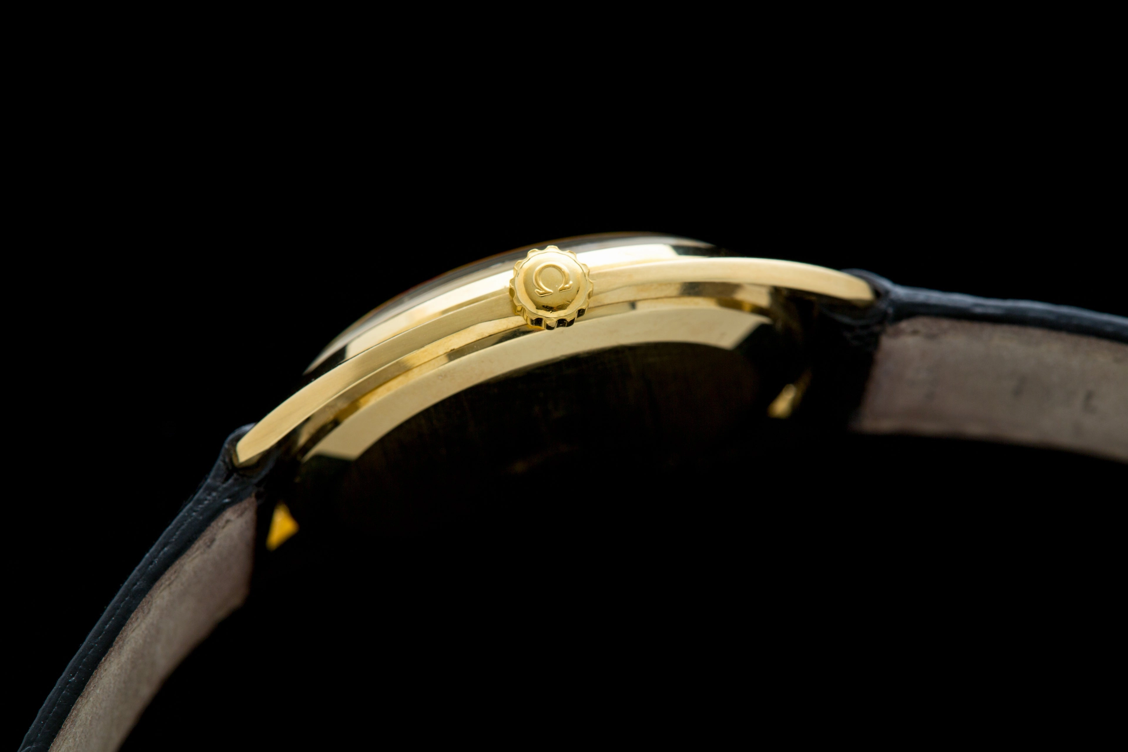 Omega Geneve 18ct gold