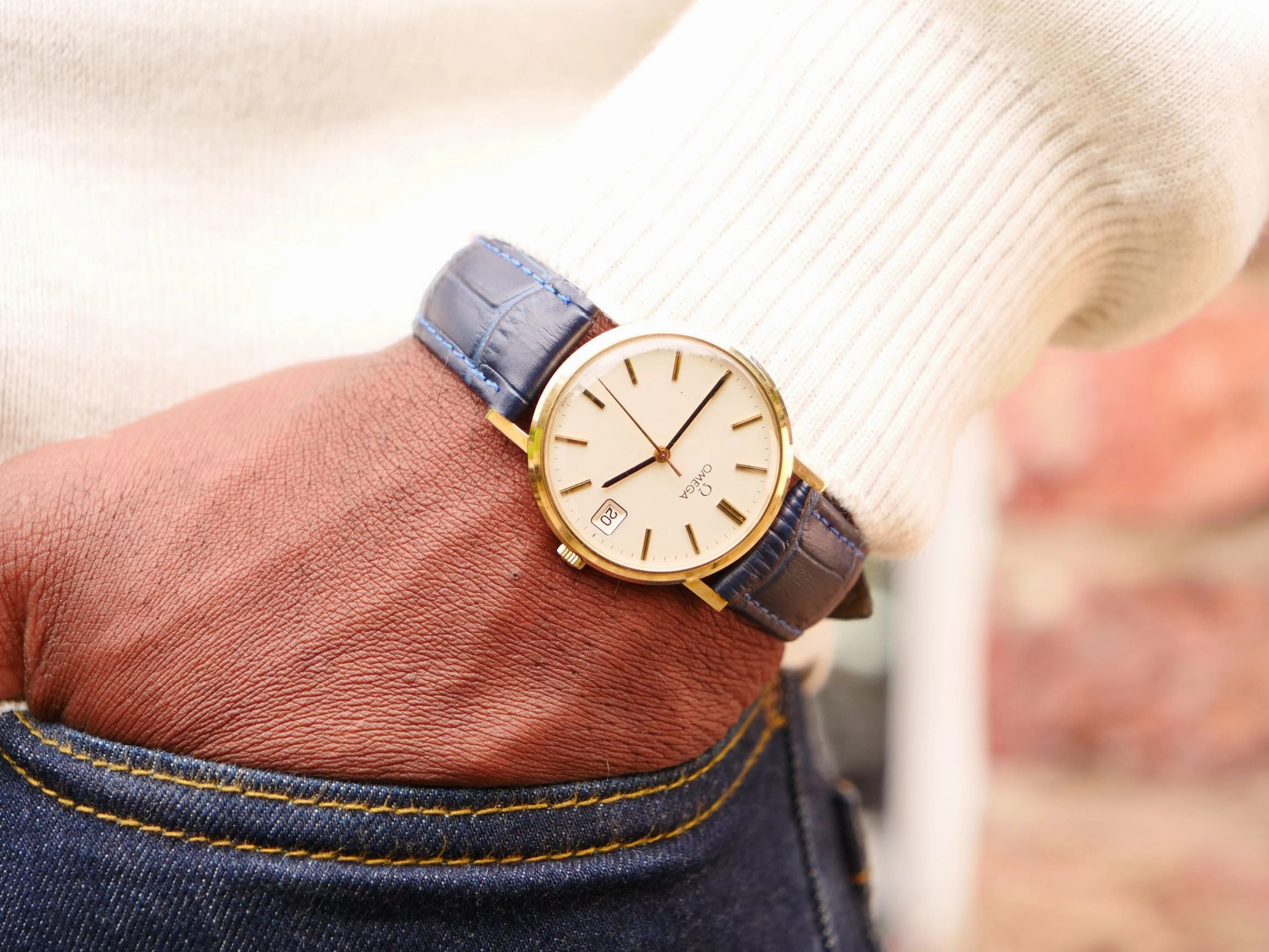 Omega Geneve 9ct gold