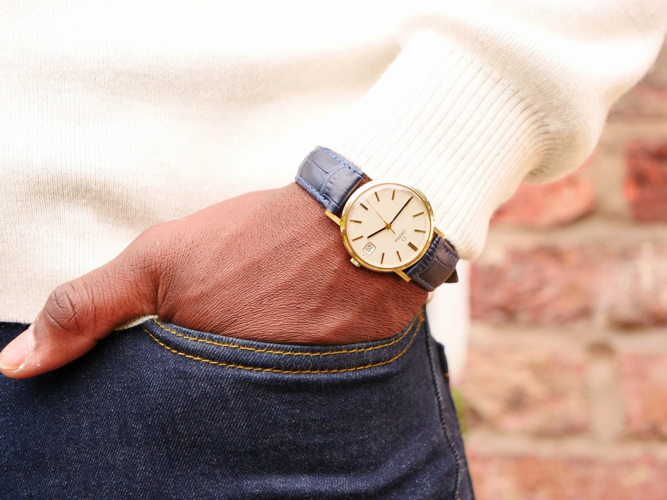 Omega Geneve 9ct gold