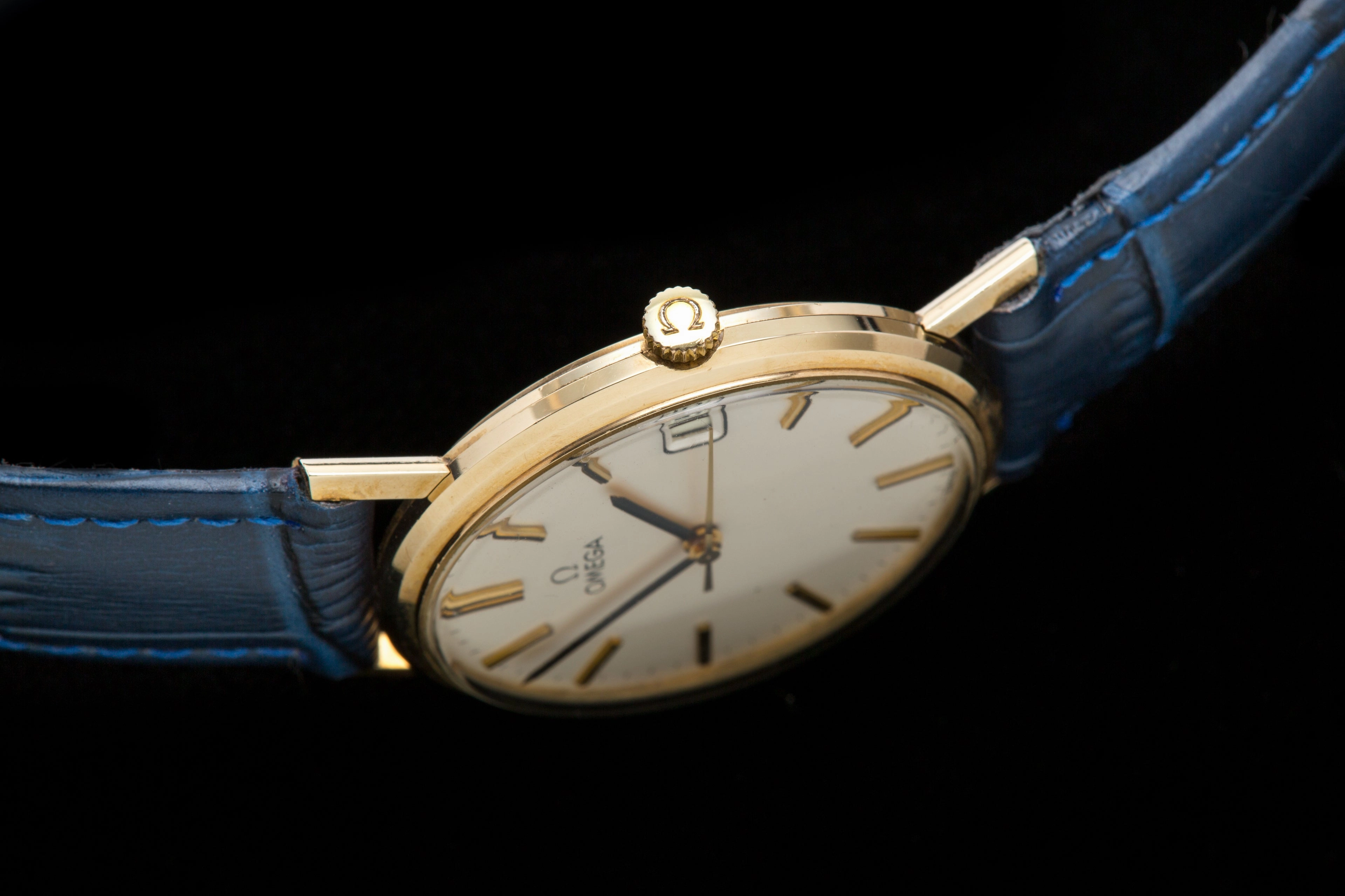Omega Geneve 9ct gold