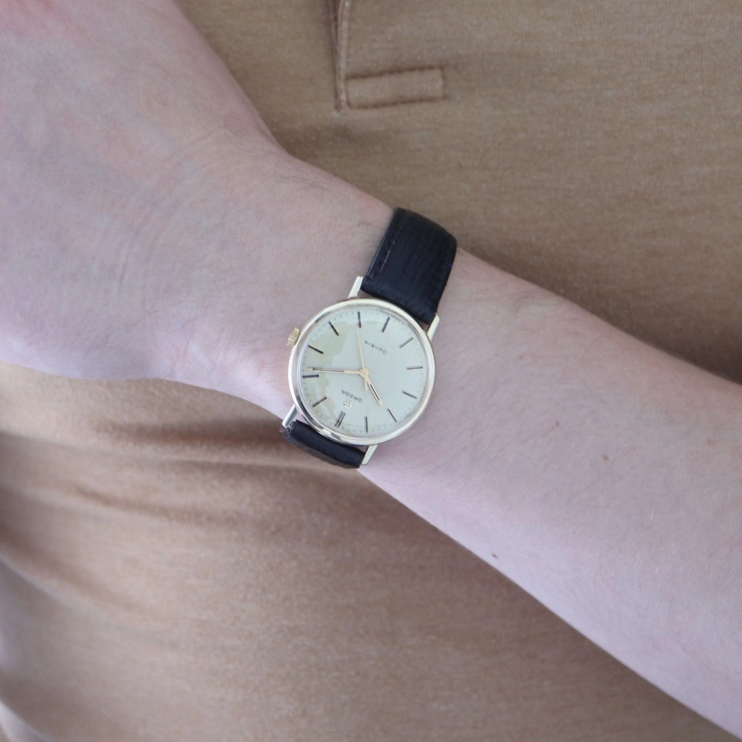 Omega Geneve 9k Gold Linen Dial, 1969