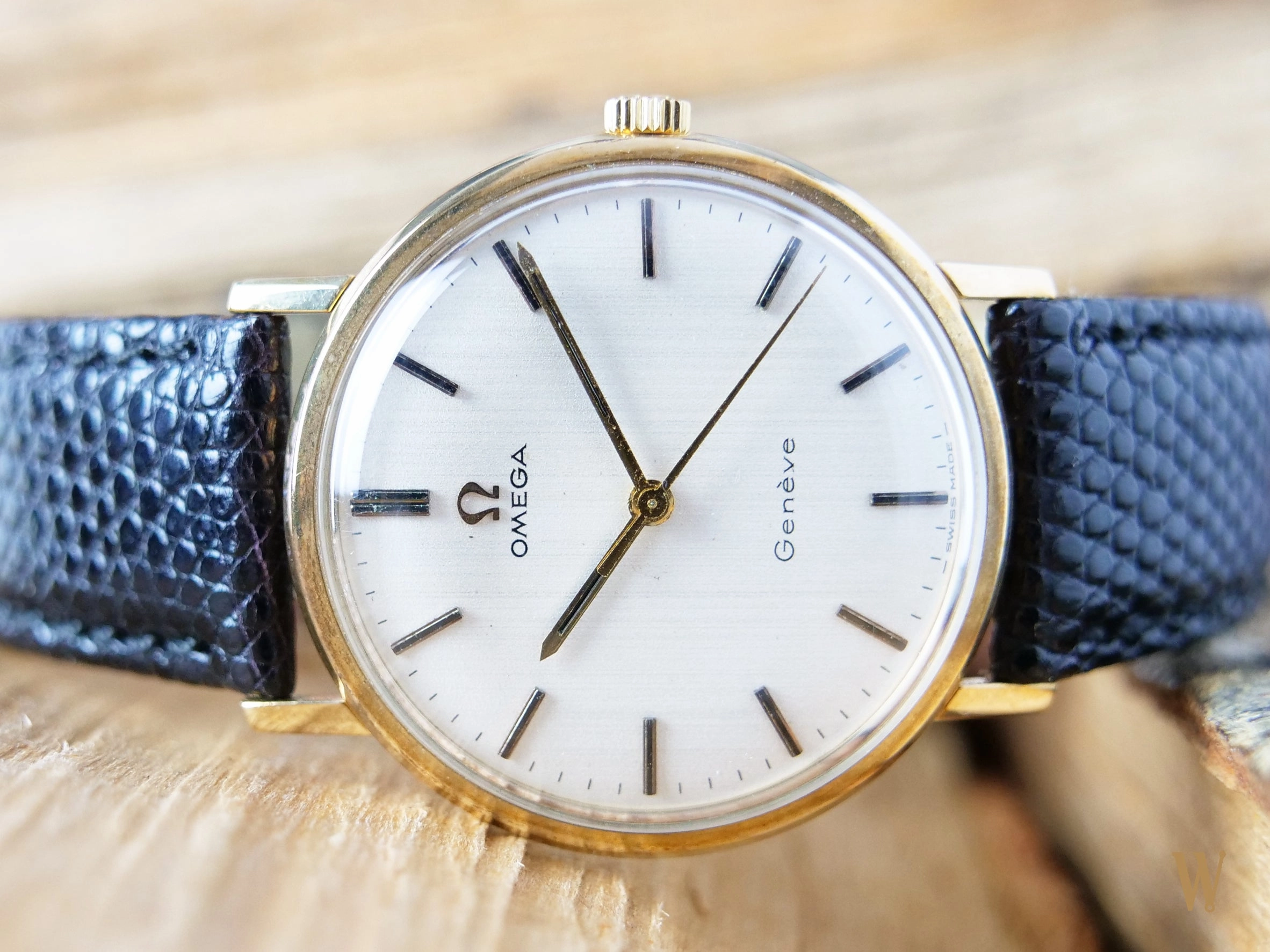 Omega Genve Solid gold Dress Watch