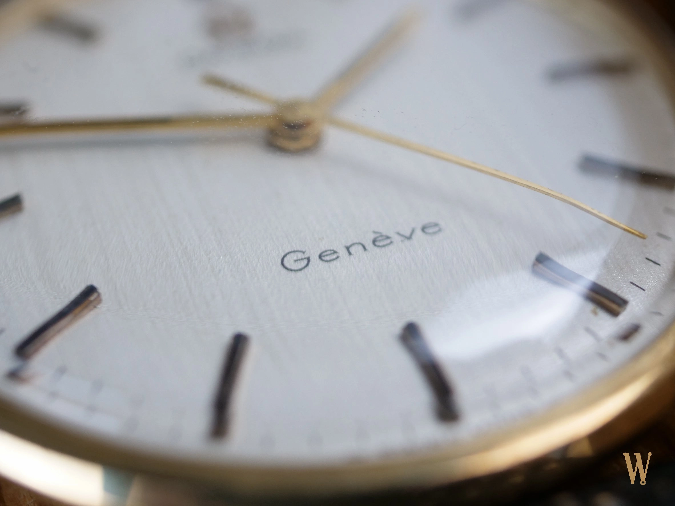 Omega Genve Solid gold Dress Watch