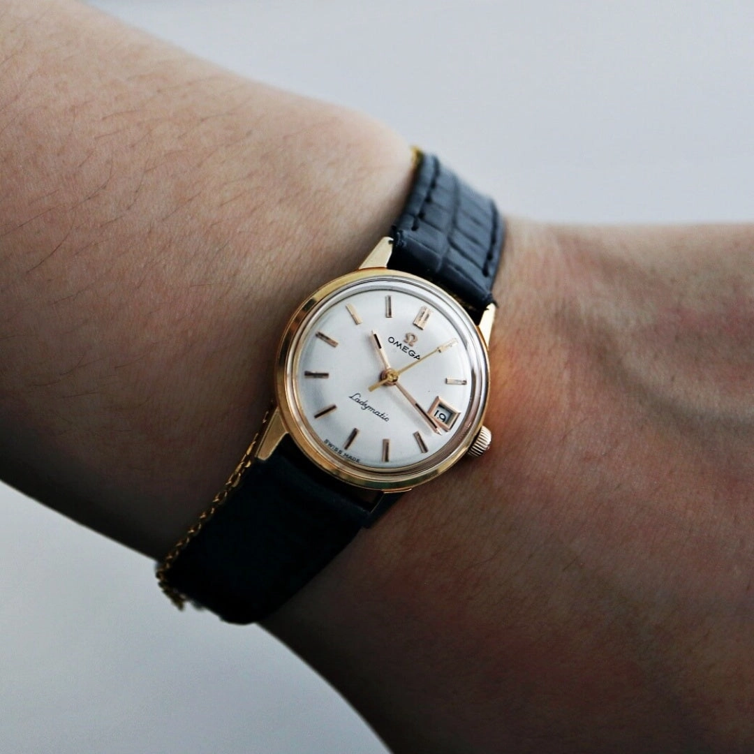 Omega Ladymatic 566.003 SC-62, 18k Gold 1963