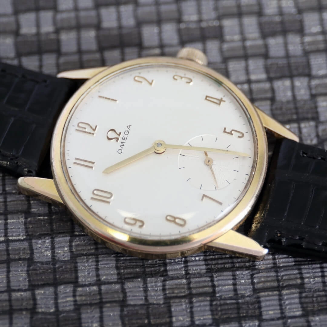 Omega Ref. 121.001, Gold Cap, 1962
