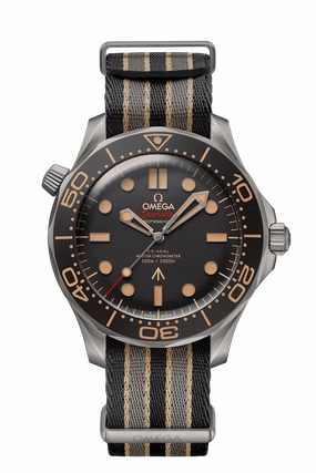 OMEGA Seamaster Diver 300m Co-Axial Master Chronometer 42mm 007 James Bond Edition