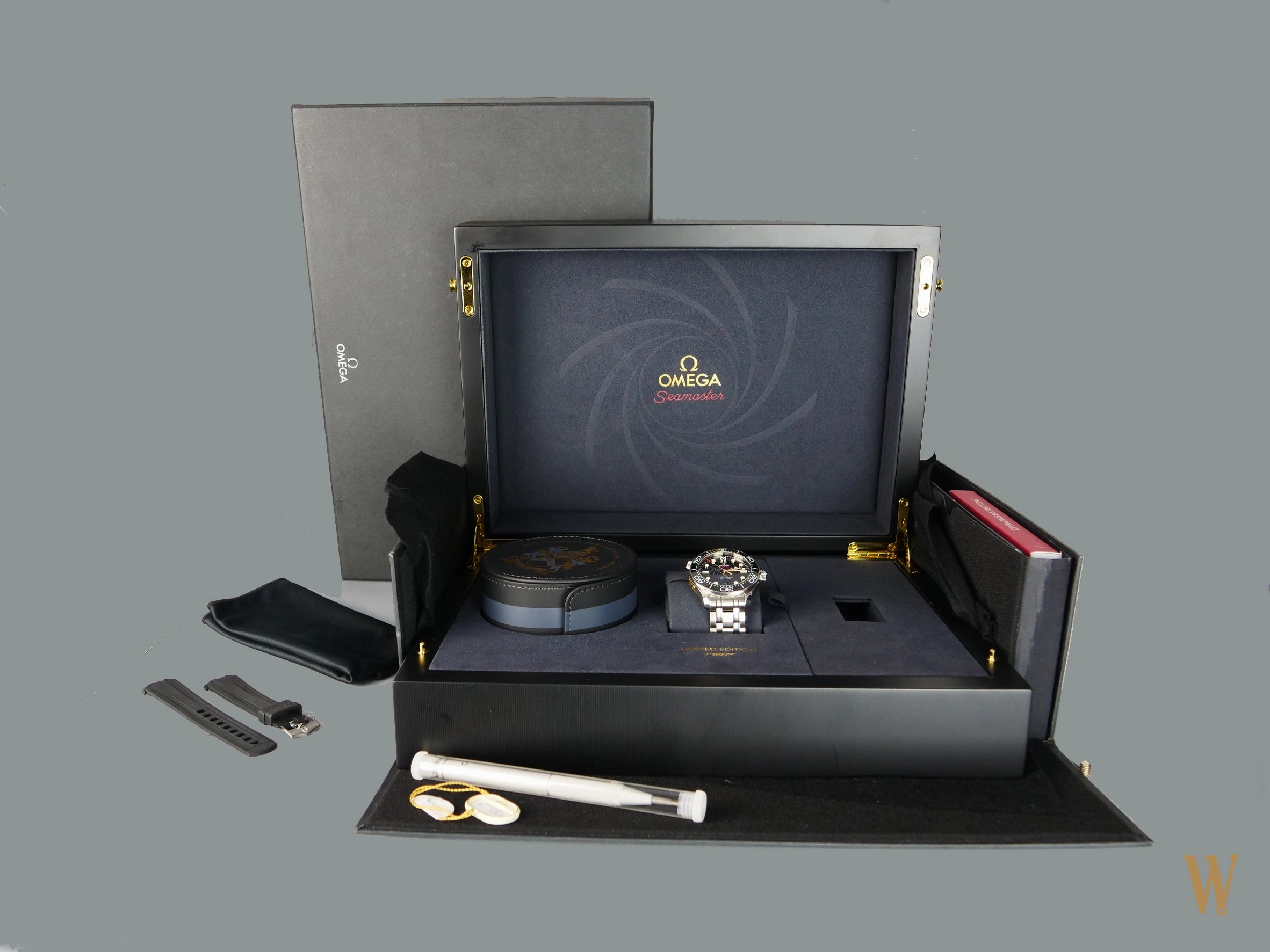 Omega Seamaster James Bond 007 limited edition