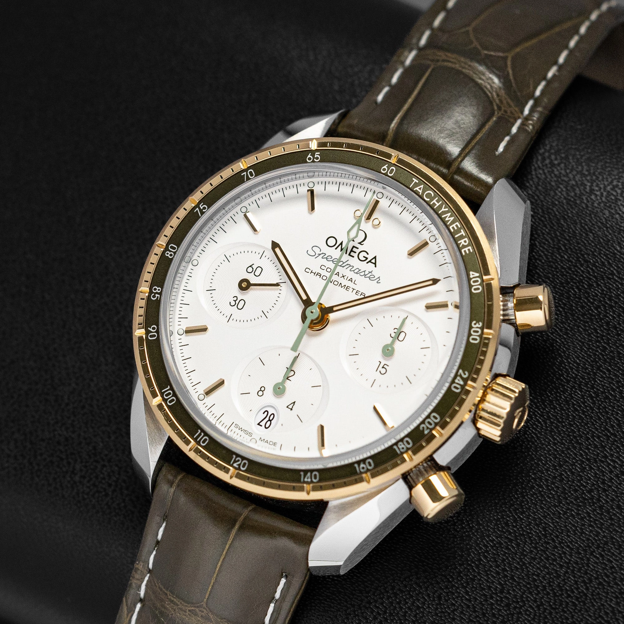 Omega Speedmaster 324.23.38.50.02.001