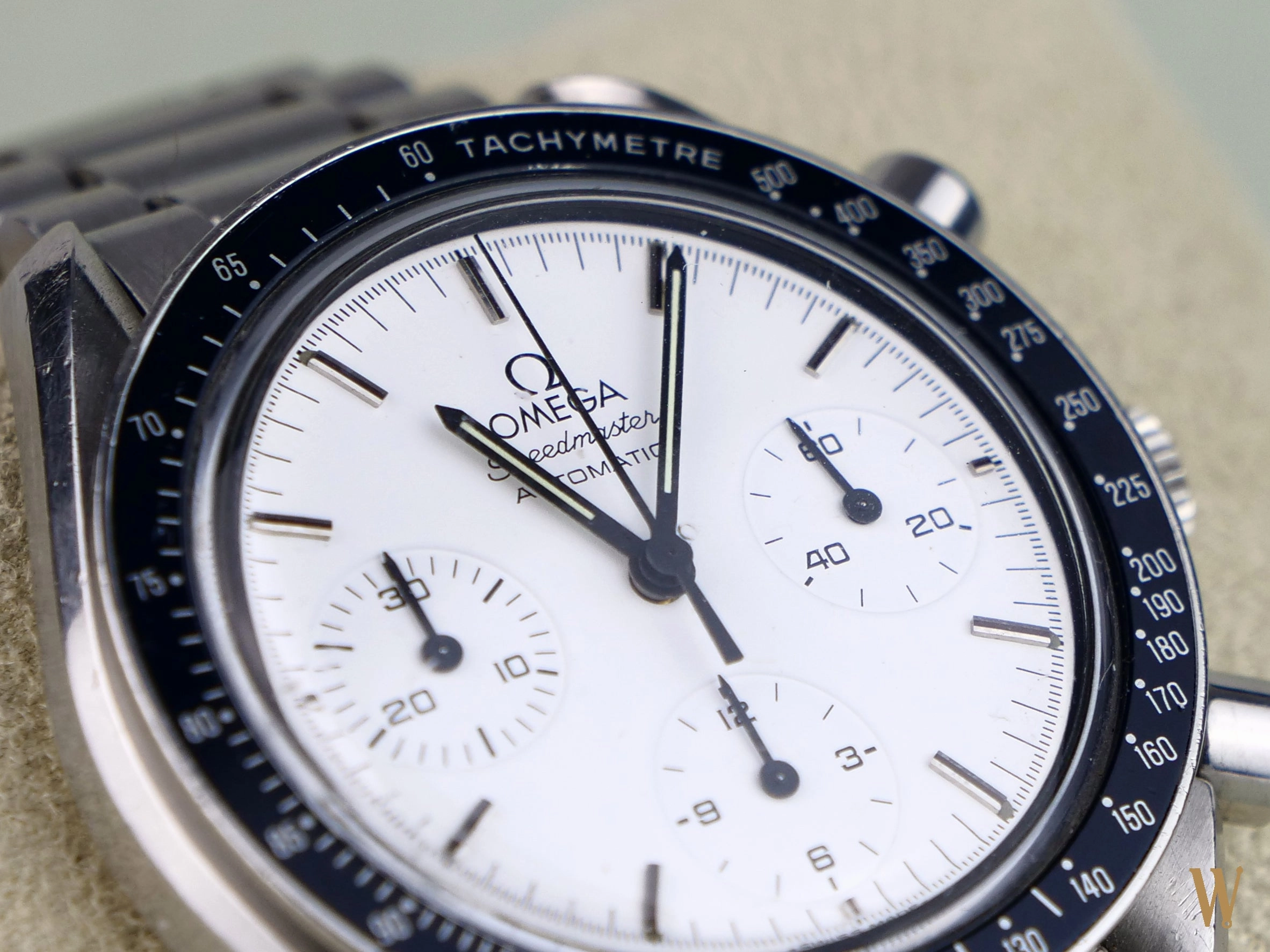 Omega Speedmaster Automatic Polar Dial Baby Snoopy