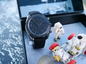Omega Speedmaster Dark Side Of The Moon