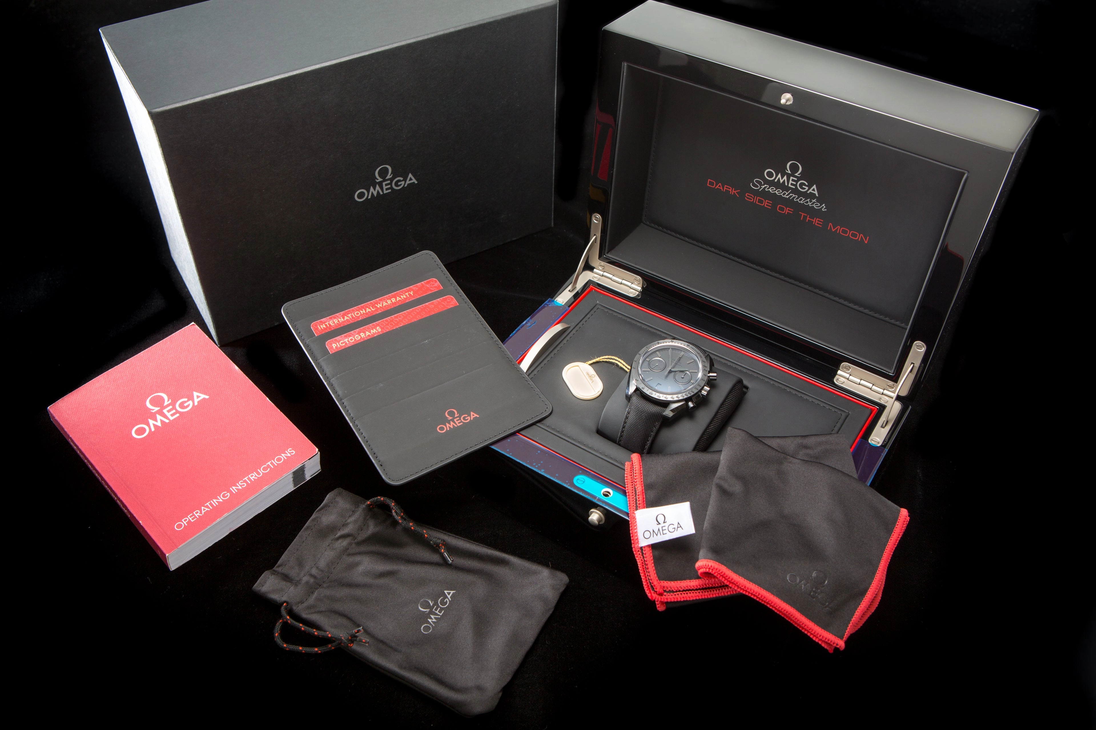 Omega Speedmaster Dark Side Of The Moon