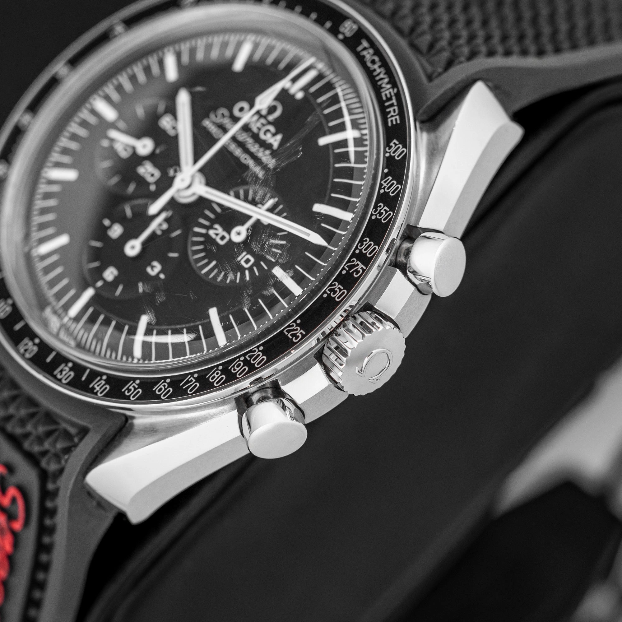 Omega Speedmaster Moonwatch 31030425001001