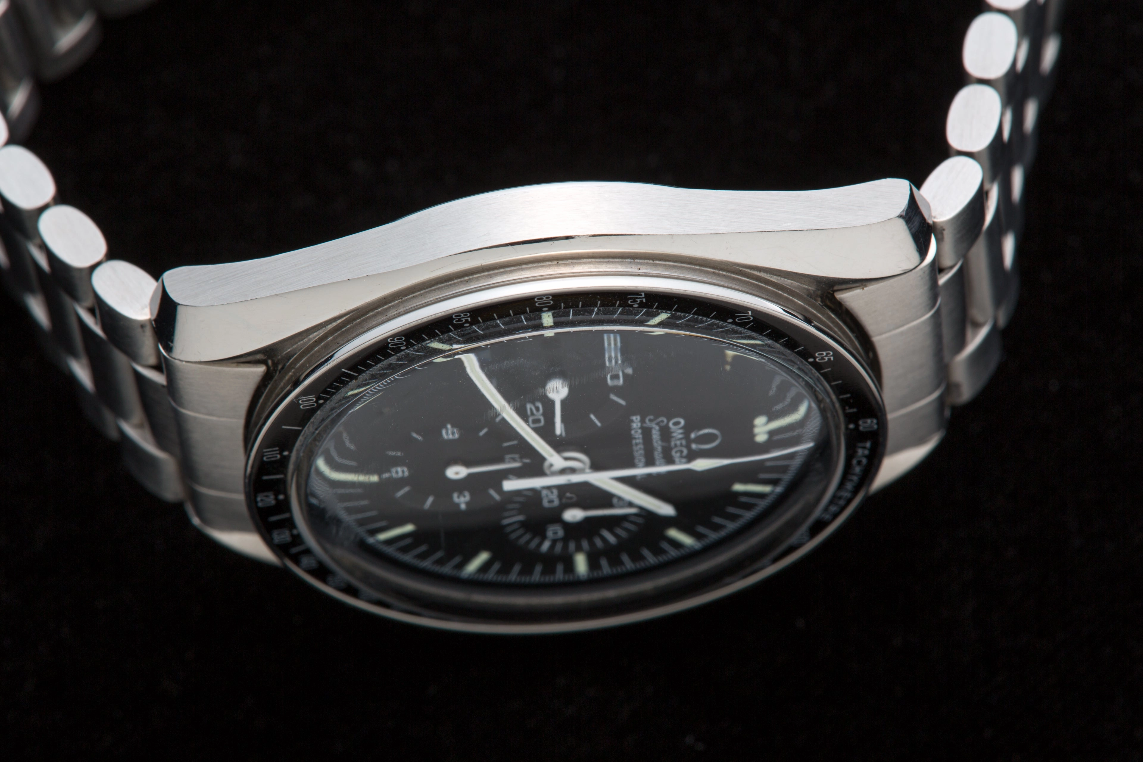 Omega Speedmaster professional