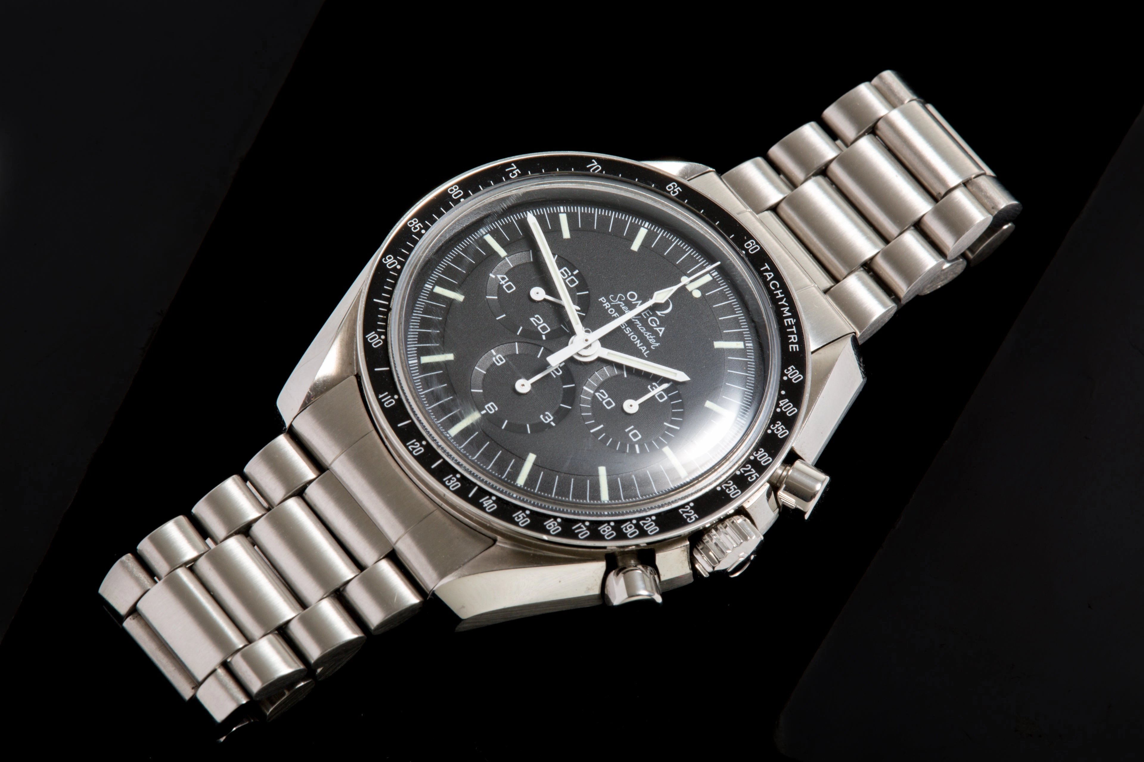 Omega Speedmaster professional