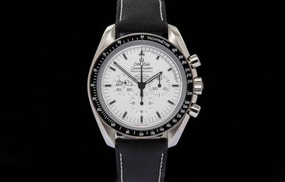 Omega Speedmaster Silver Snoopy